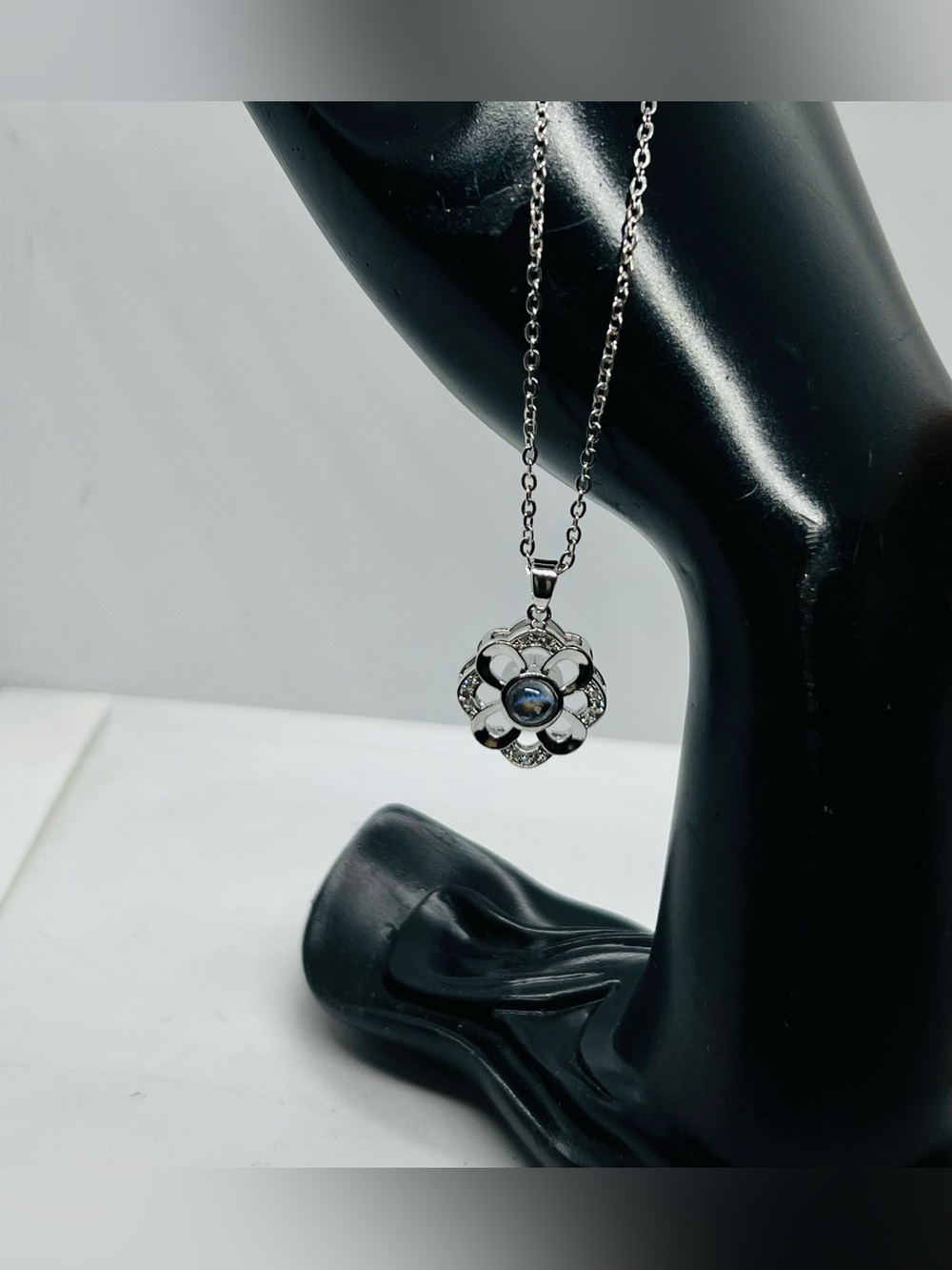 Brand New,  Stainless Steel Flower Pendant Necklace 16”